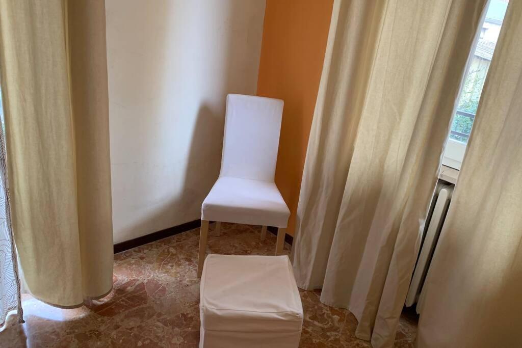 A Casa Da Claudio Appartement Parma Buitenkant foto